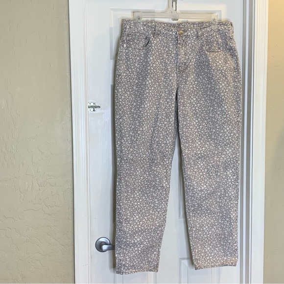 American Eagle 90s Straight Floral Jeans Size 16 Long - Picture 3 of 10